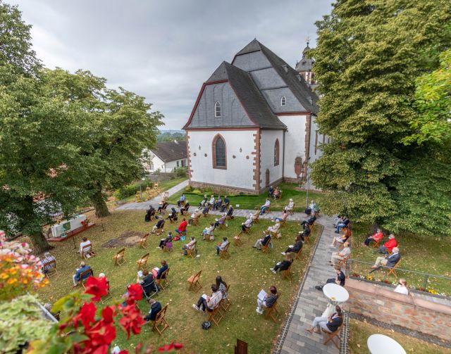 kirchplatzstadtkircheeinfuhrunglektorinstuhlmann-0052fotorinde